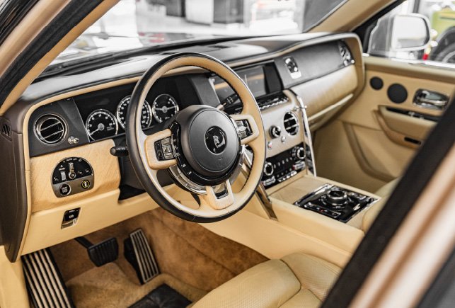 Luxury SUV Interior Premium Comfort and Style