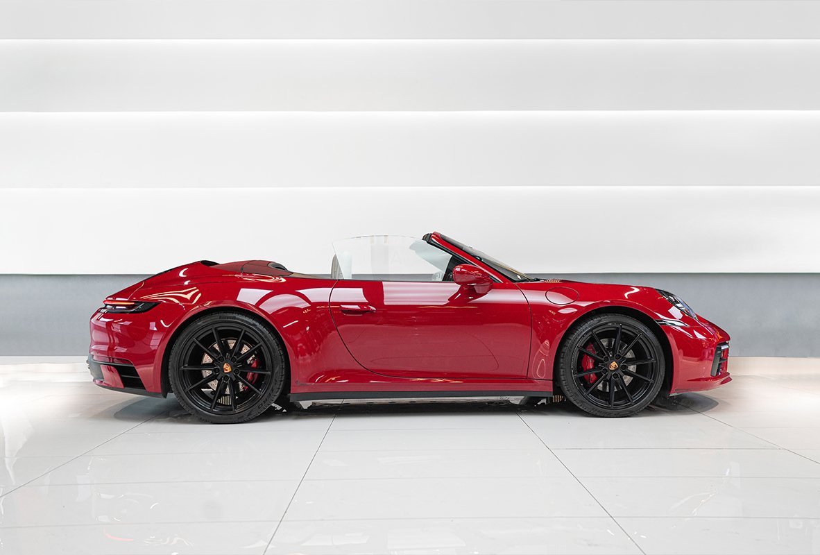 Porsche 911 luxury sports car