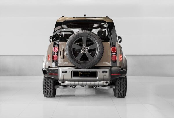 4-61.jpg Land Rover Defender