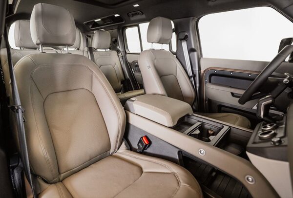 9-1.jpg Land Rover Defender