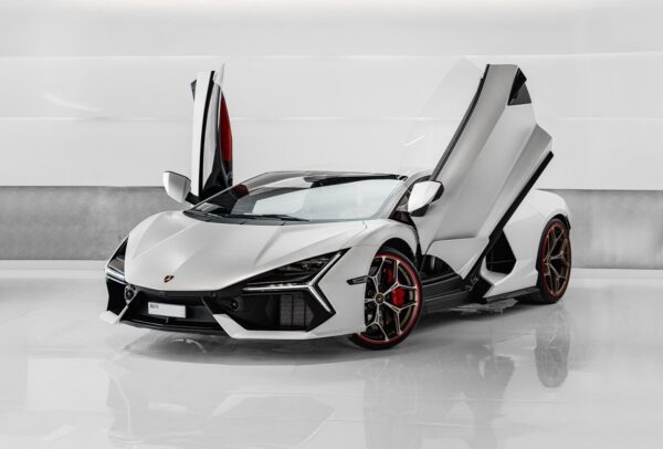 saw-the-new-3-performance-in-ultra-red