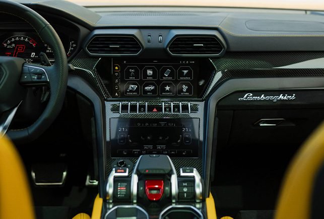 Lamborghini Urus 2024 Yellow Edition