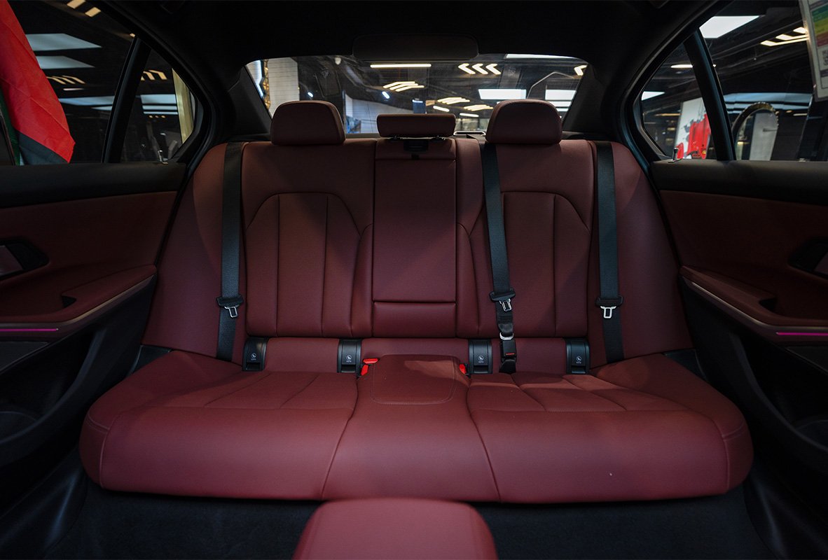 BMW 5 Series 2024 Luxury Sedan